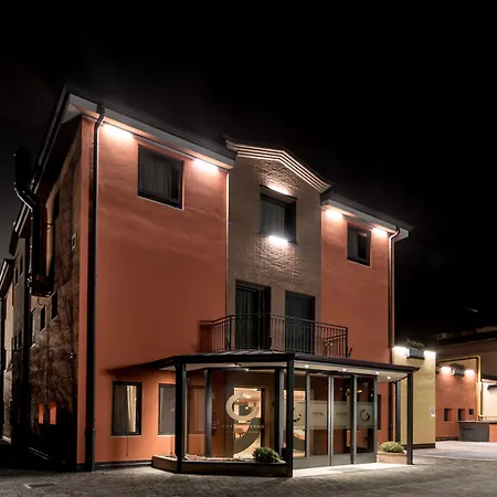 Hotel Guerro Castelvetro di Modena