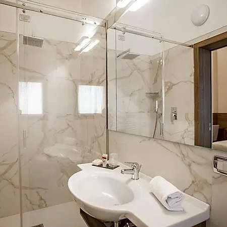 Hotel Guerro 4*
