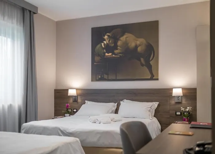 古耶罗酒店 4* 卡泰维托莫顿